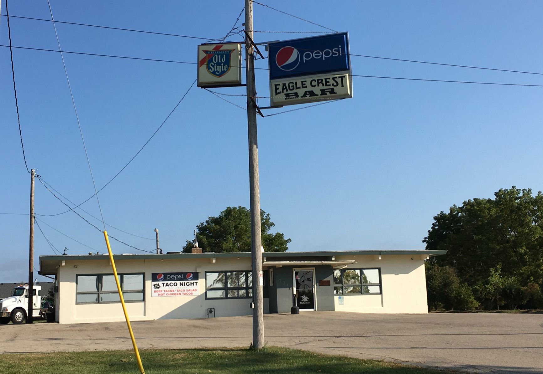 Eagle Crest Bar